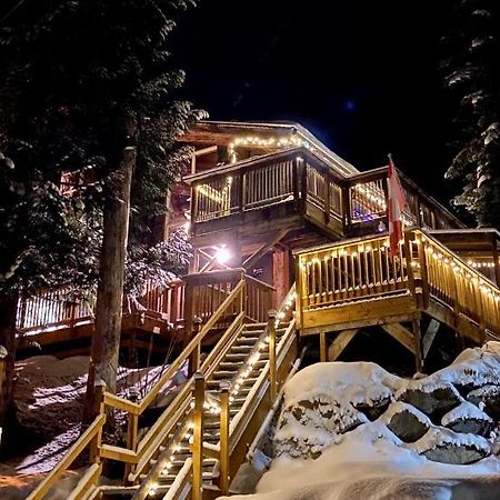 Ubc Whistler Lodge Вістлер Екстер'єр фото