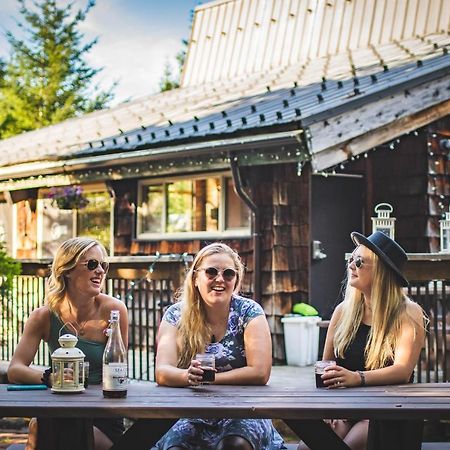 Ubc Whistler Lodge Вістлер Екстер'єр фото