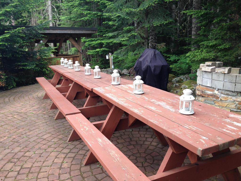 Ubc Whistler Lodge Вістлер Екстер'єр фото