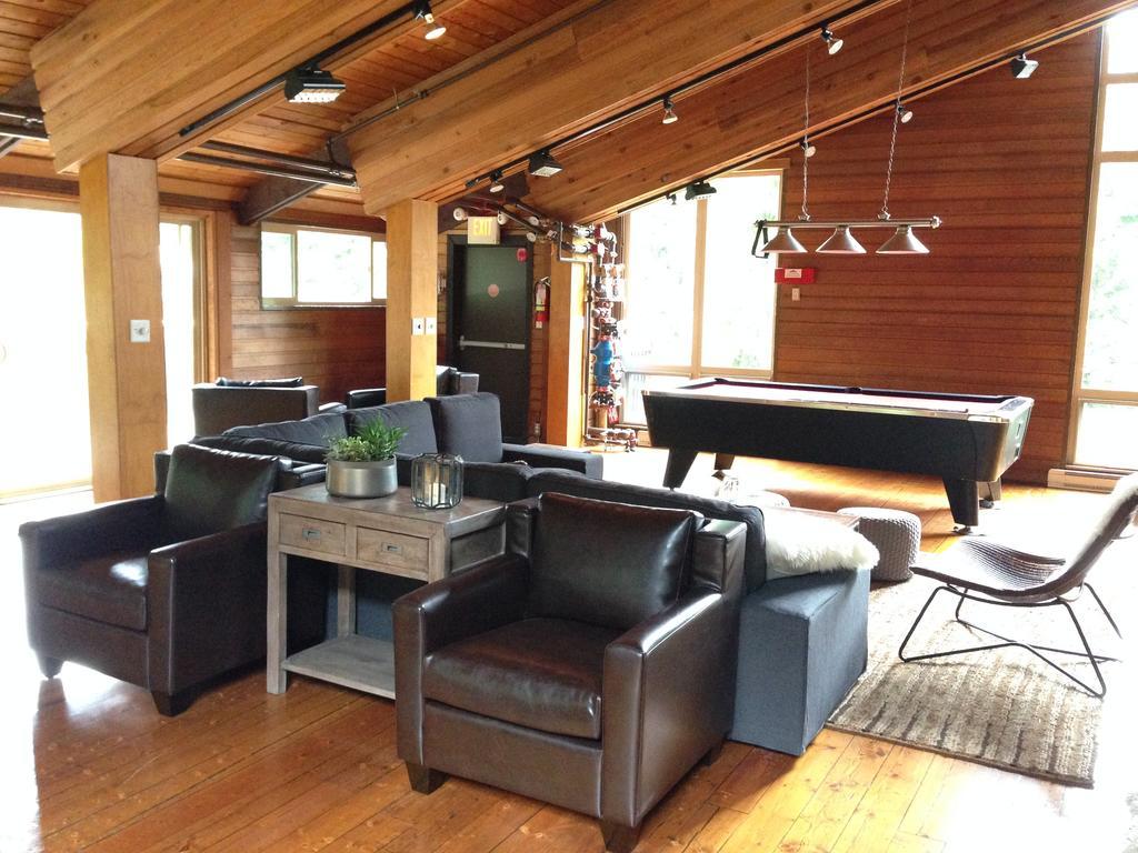 Ubc Whistler Lodge Вістлер Екстер'єр фото