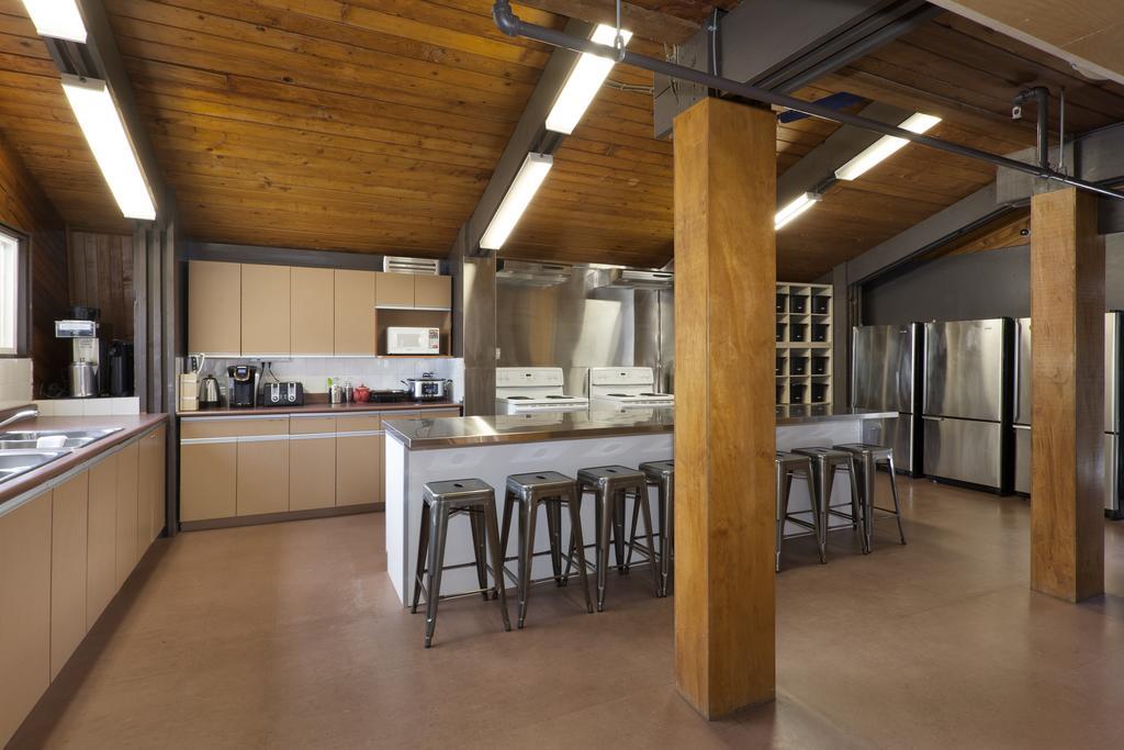 Ubc Whistler Lodge Вістлер Екстер'єр фото